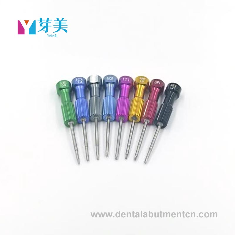 อะไรทำให้เครื่องมือผ่าตัดทันตกรรมมีความสำคัญต่อความแม่นยำและความปลอดภัย?